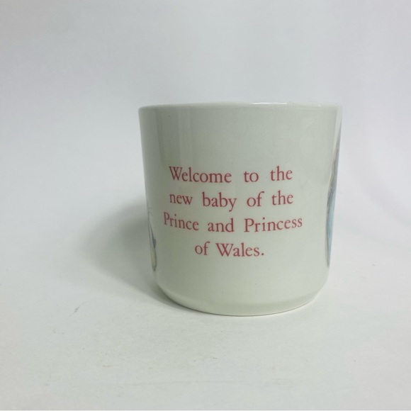 Wedgwood Peter Rabbit Nursery Ware Mug Celebration of Royal Birth 1982 William - Picture 2 of 10